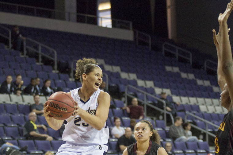 Basketball: DV vs MP at GCU